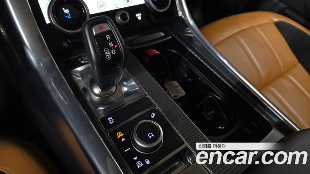 Land Rover Range Rover Sport 3.0 SDV6 HSE Dynamic