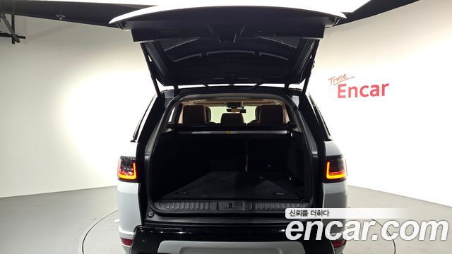 Land Rover Range Rover Sport 3.0 SDV6 HSE Dynamic