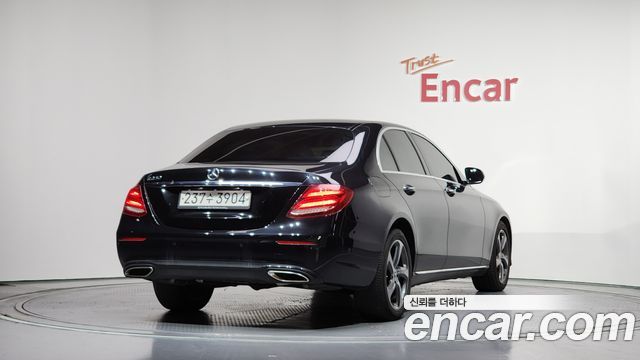 Mercedes-Benz E-Class E250 Avantgarde