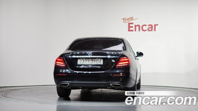 Mercedes-Benz E-Class E250 Avantgarde