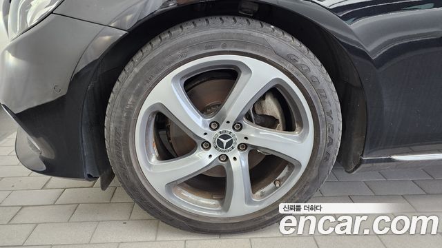 Mercedes-Benz E-Class E250 Avantgarde