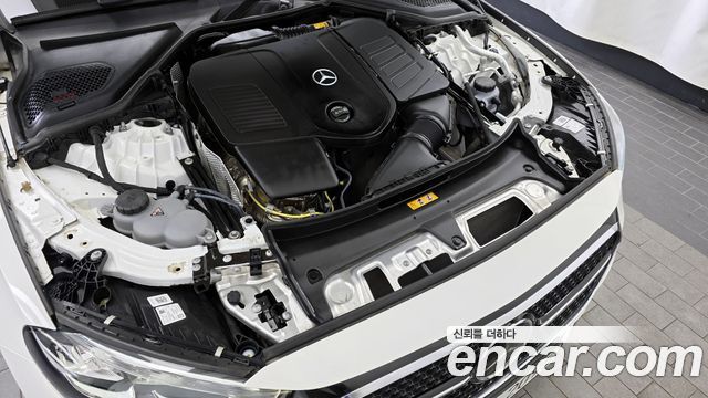 Mercedes-Benz E-Class E200 Avantgarde