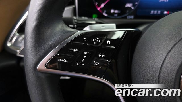 Mercedes-Benz E-Class E200 Avantgarde