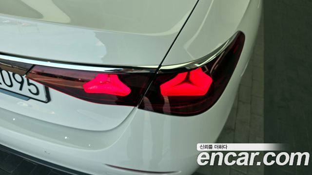 Mercedes-Benz E-Class E200 Avantgarde