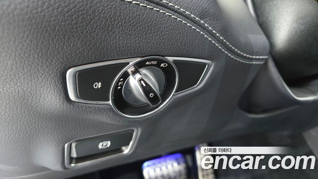 Mercedes-Benz S-Class S400 4MATIC Coupe