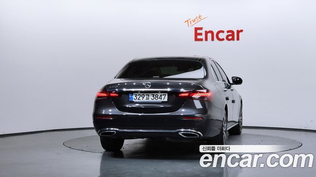 Mercedes-Benz E-Class E250 Avantgarde