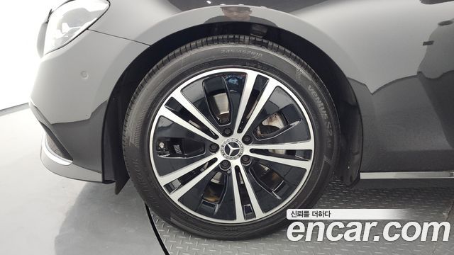Mercedes-Benz E-Class E250 Avantgarde