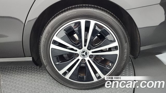 Mercedes-Benz E-Class E250 Avantgarde