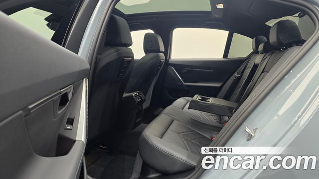 BMW 5-Series 520i M Sport