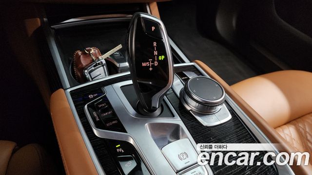 BMW 7-Series 730Ld xDrive M Sport