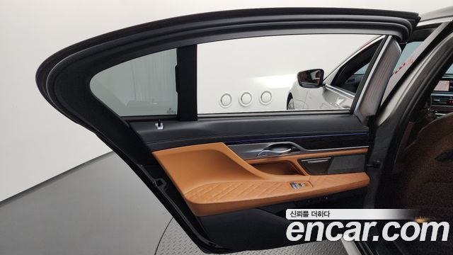 BMW 7-Series 730Ld xDrive M Sport