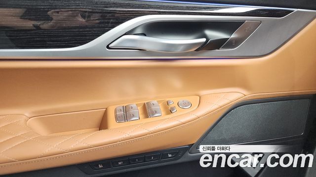 BMW 7-Series 730Ld xDrive M Sport