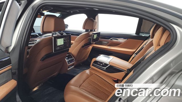 BMW 7-Series 730Ld xDrive M Sport