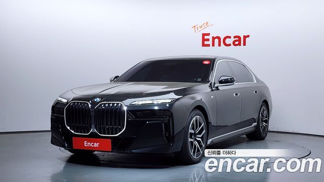 BMW 7-Series 740i xDrive M Sport