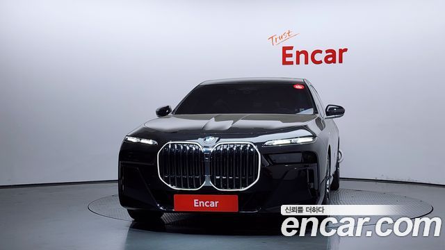BMW 7-Series 740i xDrive M Sport