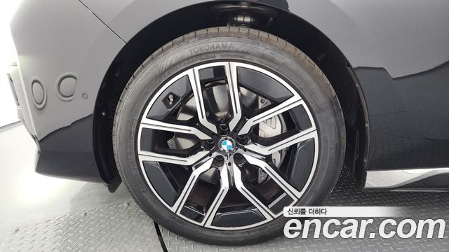 BMW 7-Series 740i xDrive M Sport