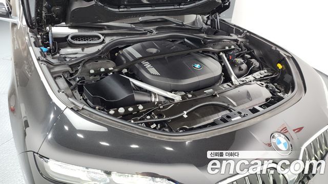 BMW 7-Series 740i xDrive M Sport