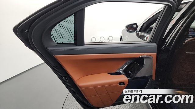 BMW 7-Series 740i xDrive M Sport