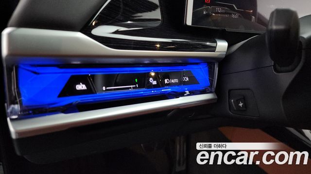 BMW 7-Series 740i xDrive M Sport