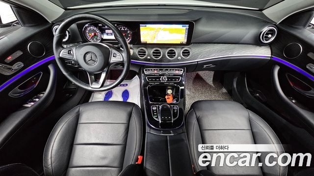 Mercedes-Benz E-Class E200 Avantgarde