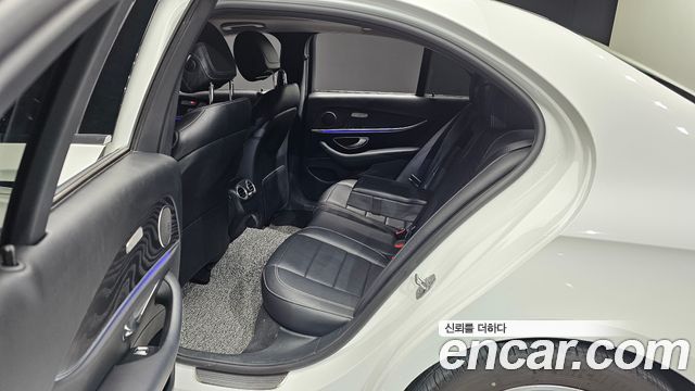 Mercedes-Benz E-Class E200 Avantgarde
