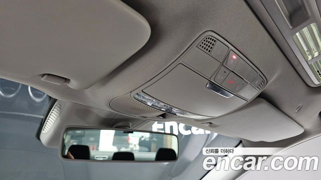 Mercedes-Benz E-Class E200 Avantgarde