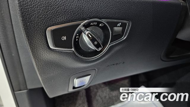 Mercedes-Benz E-Class E200 Avantgarde