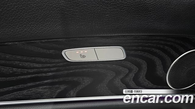 Mercedes-Benz E-Class E200 Avantgarde
