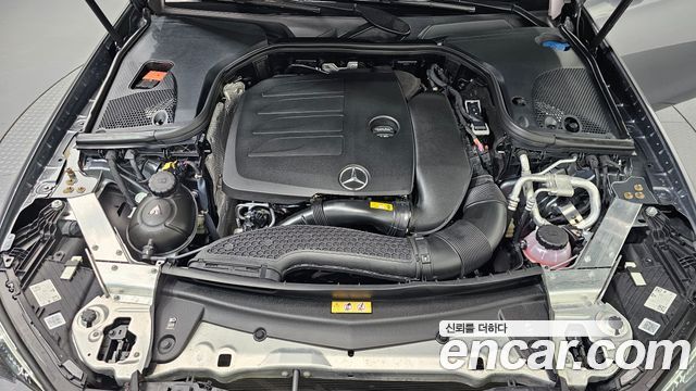 Mercedes-Benz E-Class E350 4MATIC AMG Line