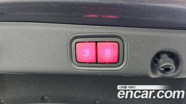 Mercedes-Benz E-Class E350 4MATIC AMG Line