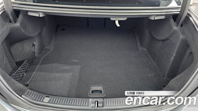 Mercedes-Benz E-Class E350 4MATIC AMG Line