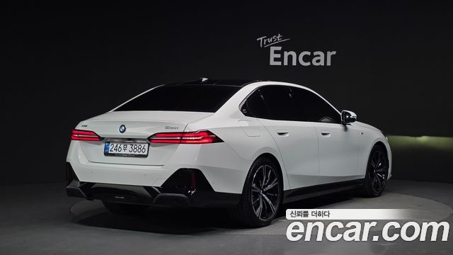 BMW 5-Series 530i xDrive M Sport