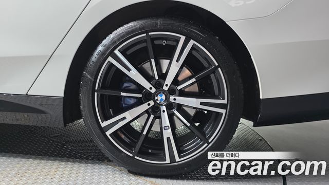 BMW 5-Series 530i xDrive M Sport