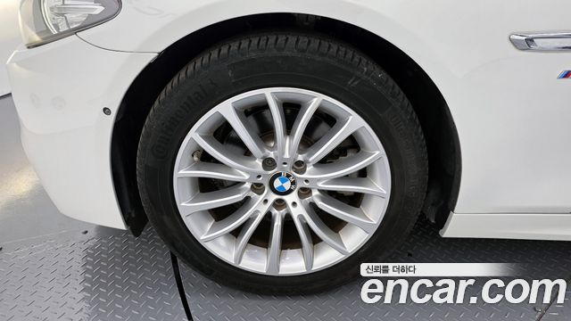 BMW 5-Series 528i M Aero Dynamic