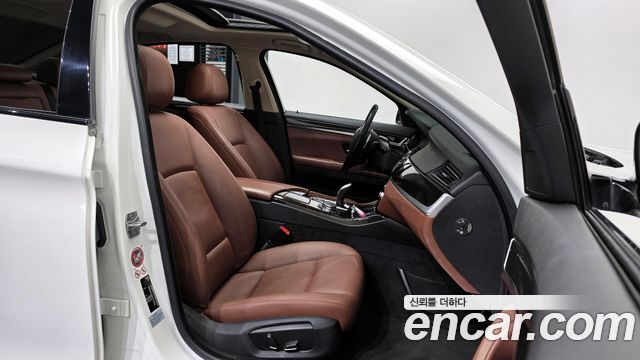 BMW 5-Series 528i M Aero Dynamic