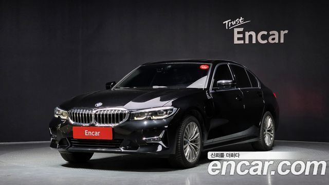 BMW 3-Series 330e Luxury