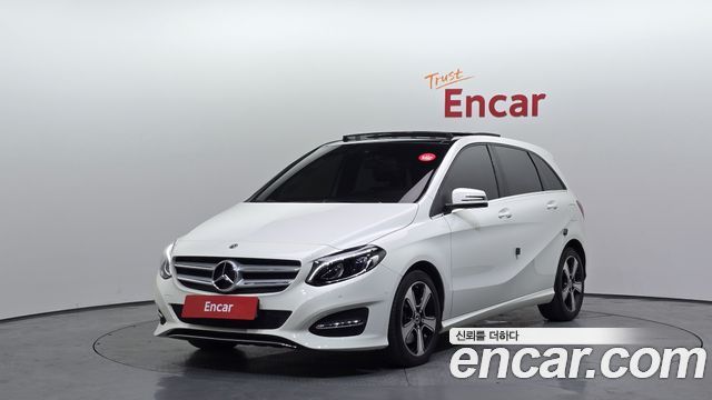 Mercedes-Benz B-Class B220