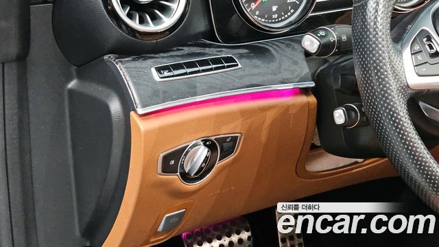 Mercedes-Benz E-Class E220d Cabriolet