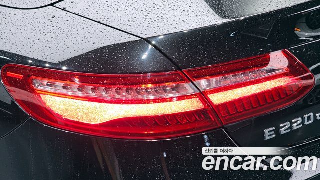 Mercedes-Benz E-Class E220d Cabriolet