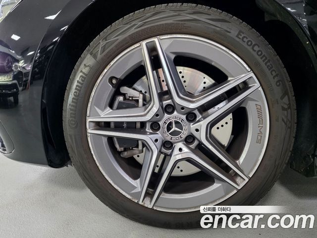 Mercedes-Benz CLA-Class CLA250 4MATIC