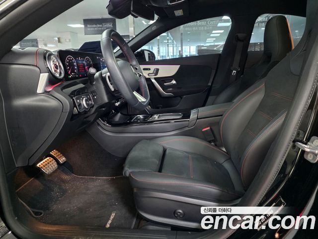 Mercedes-Benz CLA-Class CLA250 4MATIC