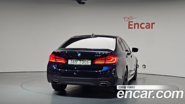 BMW 5-Series 530i M Sport Package Plus