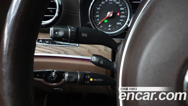 Mercedes-Benz E-Class E220d 4MATIC Exclusive