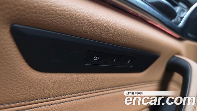 BMW 5-Series 520i Luxury