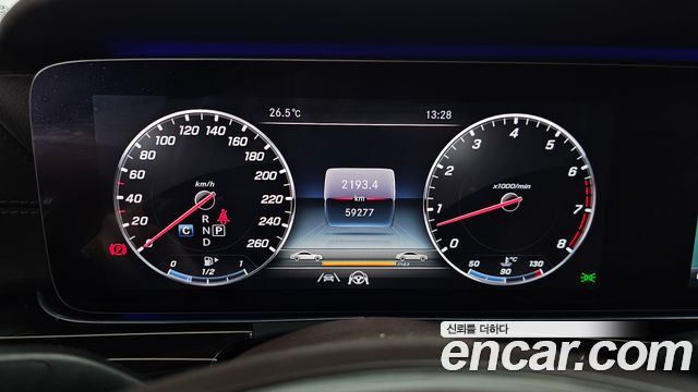 Mercedes-Benz E-Class E400 4MATIC Exclusive