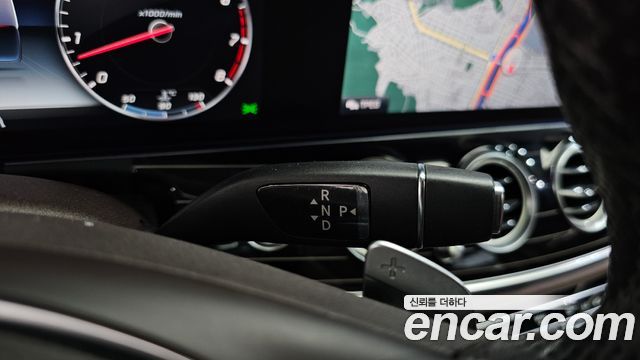 Mercedes-Benz E-Class E400 4MATIC Exclusive