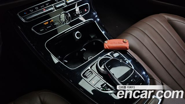 Mercedes-Benz E-Class E400 4MATIC Exclusive