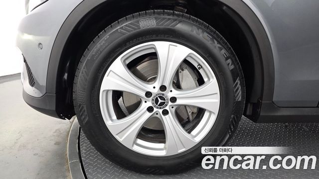 Mercedes-Benz GLC-Class GLC220 d 4MATIC