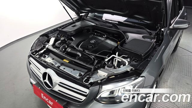 Mercedes-Benz GLC-Class GLC220 d 4MATIC