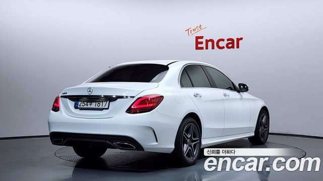 Mercedes-Benz C-Class C200 AMG Line